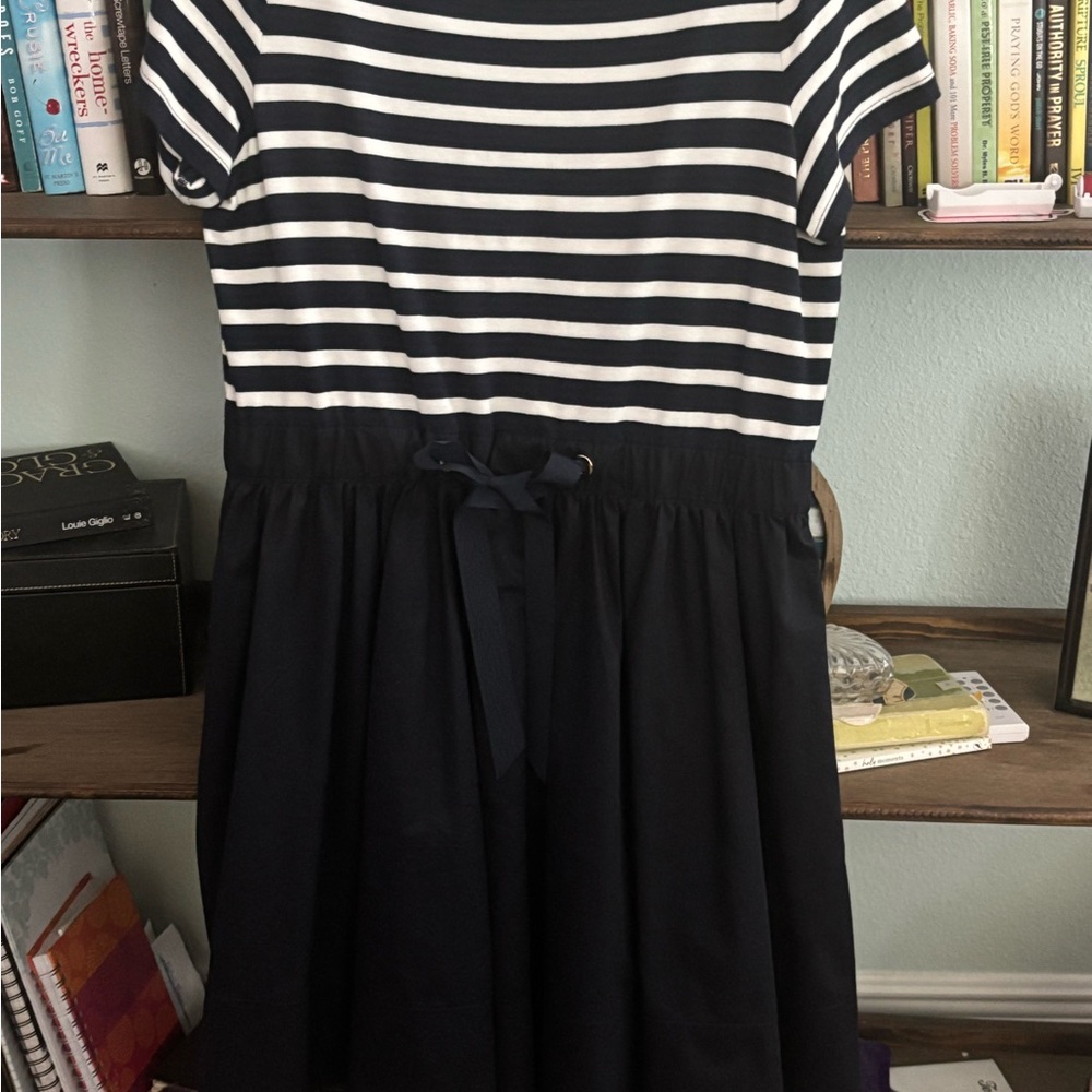 Kate Spade Navy and White Fit and Flare Dress size L recently dry cleaned.